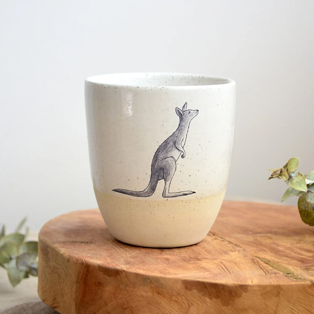 Buy Australian Made Kangaroo Mug at BitsofAustralia Souvenir Shop