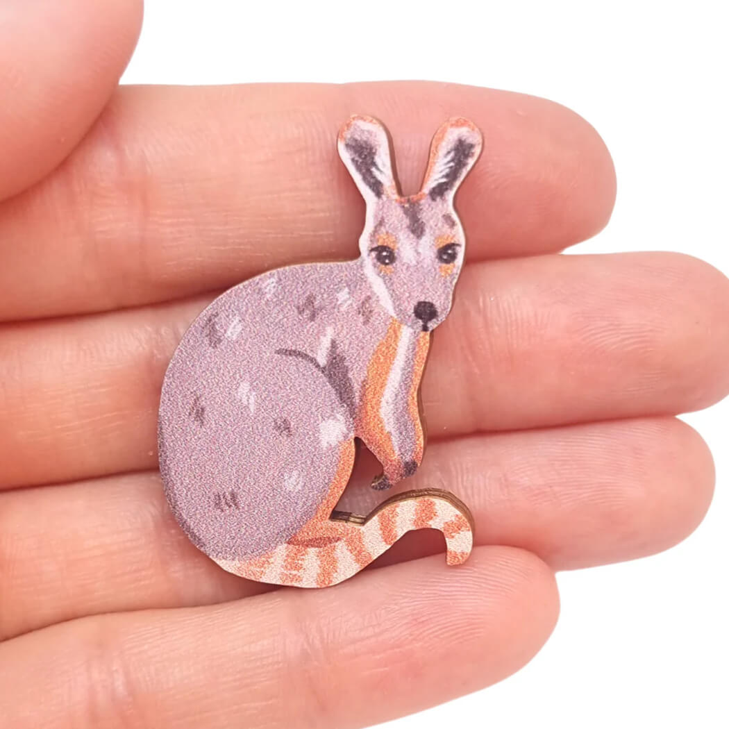 Small wooden kangaroo pin australian made souvenirs